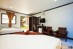 Lanta Coral Beach Resort