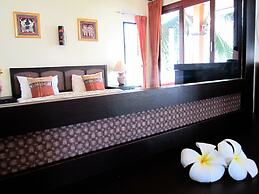 Lanta Il Mare Beach Resort