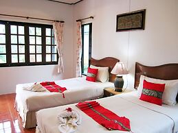 Lanta Il Mare Beach Resort