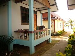 Lanta Paradise Beach Resort