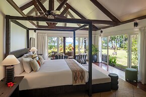 Nanuku Resort Fiji