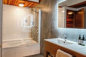 Powderhorn Chateau