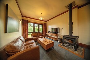 Powderhorn Chateau