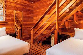 Powderhorn Chateau