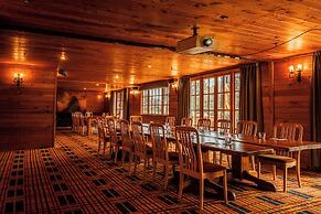 Powderhorn Chateau