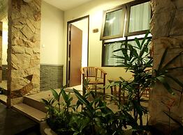 Manggar Indonesia Hotel & Residence