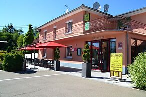 Hôtel CARRER Le Rhien