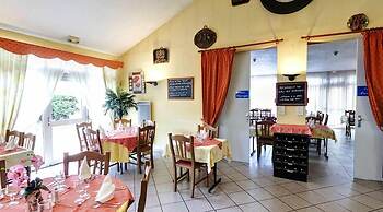 Hôtel Le Relais du Parisis