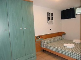 Residence Lores 2