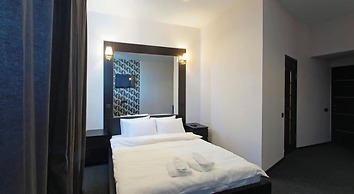 Vasileostrovsky Hotel