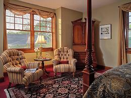 The Palmer House Inn