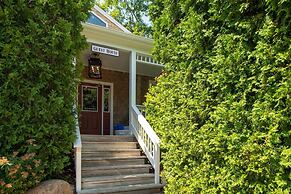 The Palmer House Inn