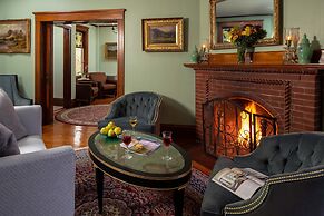 The Palmer House Inn