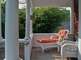 The Palmer House Inn