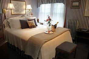 The Palmer House Inn