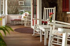 The Palmer House Inn