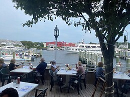 The Palmer House Inn