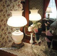 The Palmer House Inn