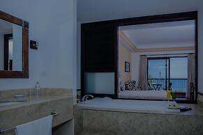 La Posada Hotel & Beach Club