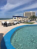 La Posada Hotel & Beach Club