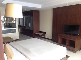 August Suites
