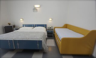 Victory Hotel