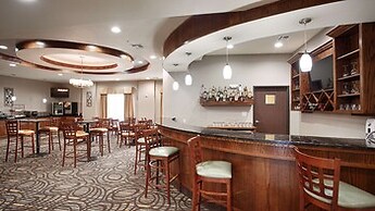 Best Western Plus Fort Worth Forest Hill Inn & Suites