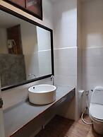 D.R. Lanta Bay Resort