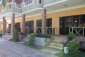 D.R. Lanta Bay Resort