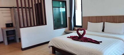 D.R. Lanta Bay Resort