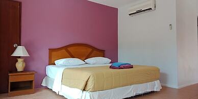 D.R. Lanta Bay Resort