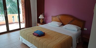 D.R. Lanta Bay Resort