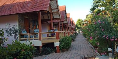 D.R. Lanta Bay Resort