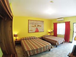 Sunrise Club Hotel Restaurant & Bar