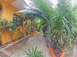 Sunrise Club Hotel Restaurant & Bar