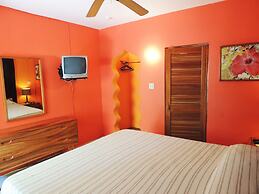 Sunrise Club Hotel Restaurant & Bar