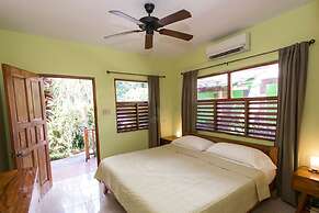 Sunrise Club Hotel Restaurant & Bar