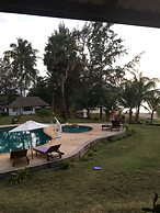 Good Days Lanta Beach Resort