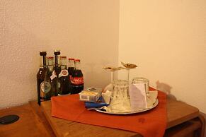 Arador-City Hotel