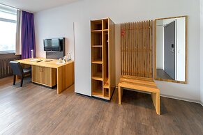 AMH Airport-Messe-Hotel