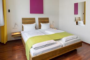 AMH Airport-Messe-Hotel