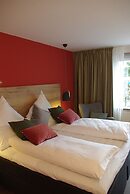Hotel, Restaurant und Weinhandel Weinbek