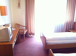 Hotel Bacchusstube garni