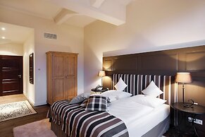 Gerber Park Hotel