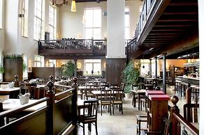 Gerber Park Hotel
