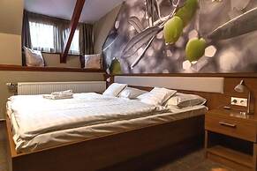 Oliva Hotel