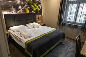 Oliva Hotel