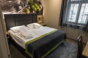 Oliva Hotel