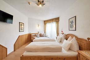 Mineralienhotel Natznerhof