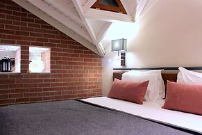 Montania Special Class Hotel